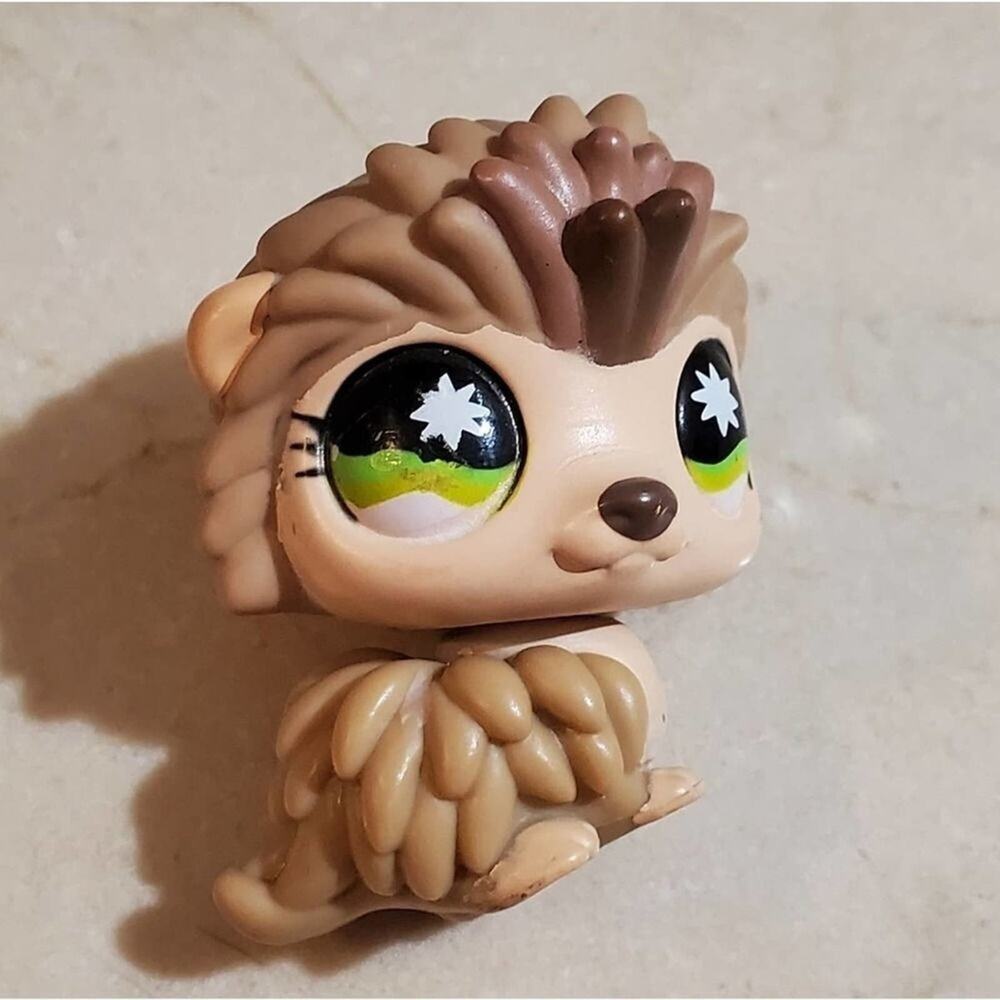 LITTLEST pet shop brown hedgehog green eyes